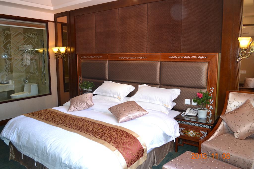 Jiuzhaigou Da Zang Feng Hotel Chambre photo